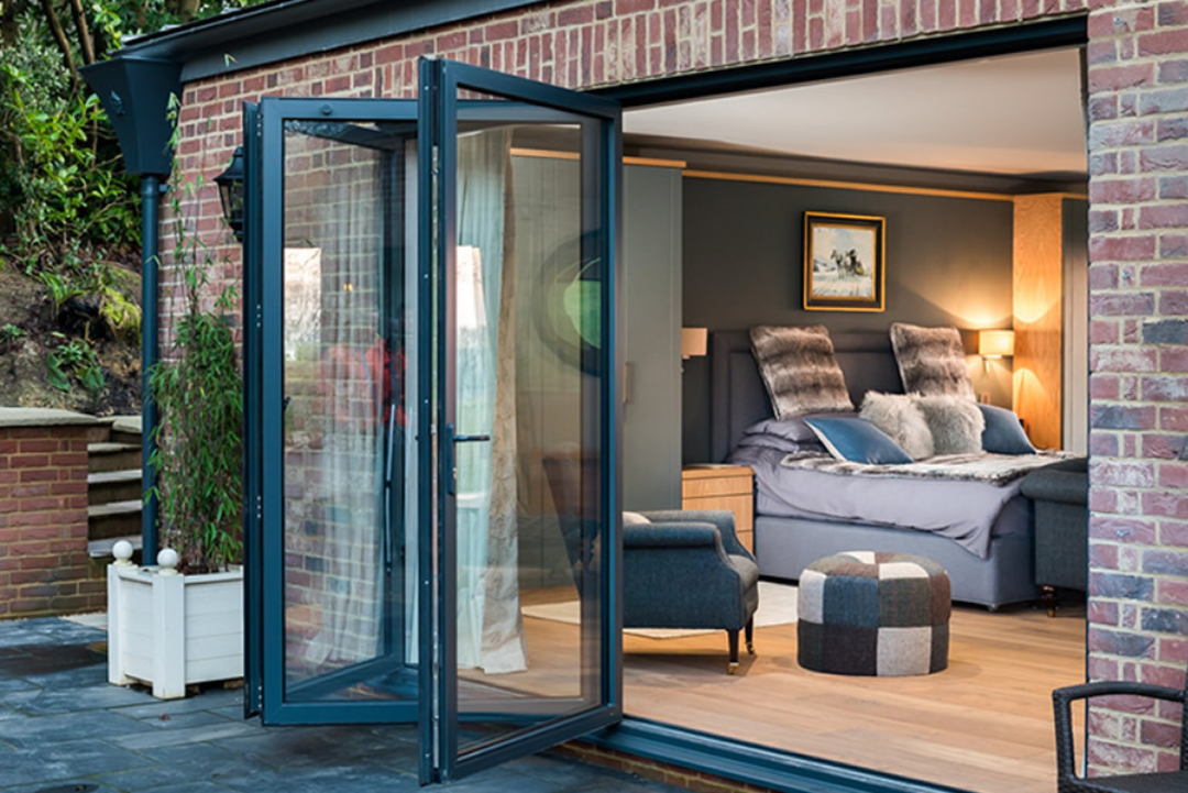 bi-fold-doors